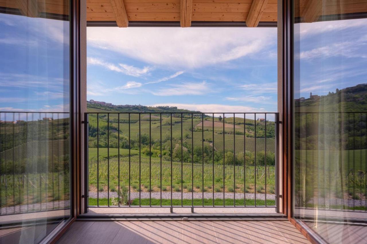 Le Cornici - Cascina Di Charme Hotel Diano dʼAlba Kültér fotó
