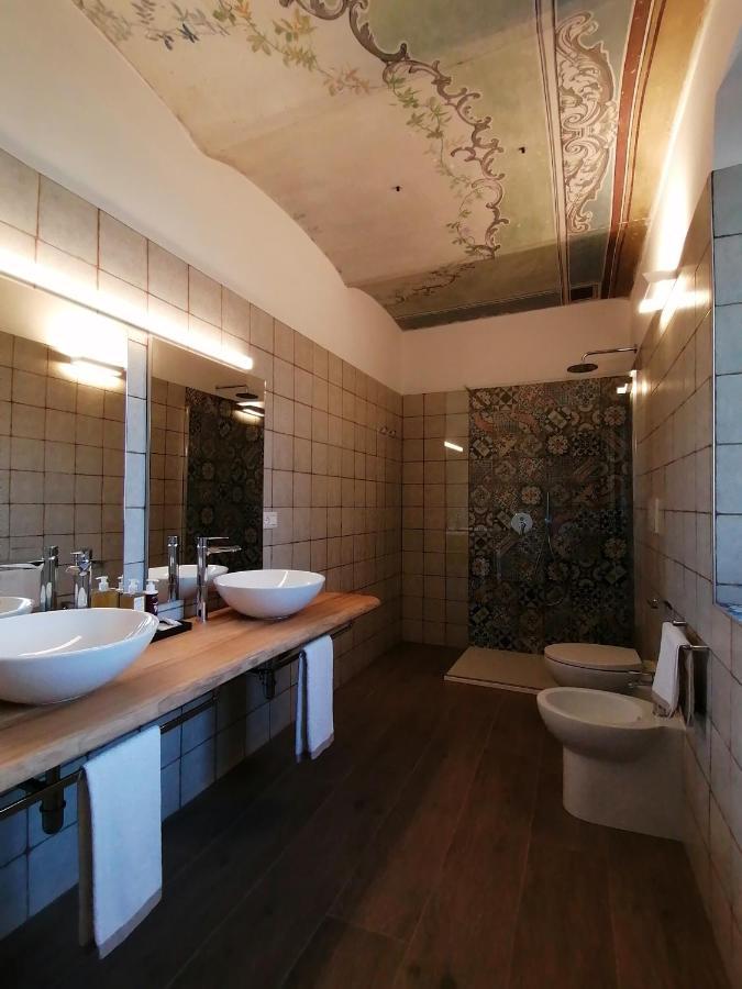 Le Cornici - Cascina Di Charme Hotel Diano dʼAlba Kültér fotó