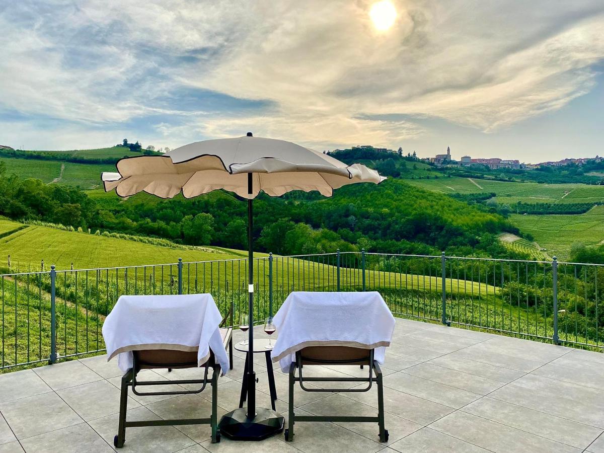 Le Cornici - Cascina Di Charme Hotel Diano dʼAlba Kültér fotó